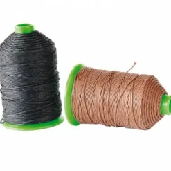 Bobine de fil à natter