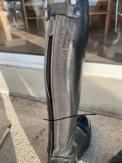 Bottes d’équitation Equithème Taille 40 et mollet M