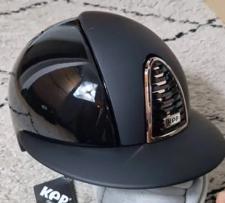 Casque CROMO 2.0 Polish Noir Rose Gold visière POLO - KEP