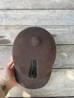 casque équitation marron