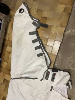 Couverture anti mouche