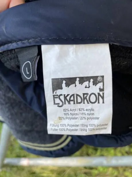 Couverture de présentation en laine