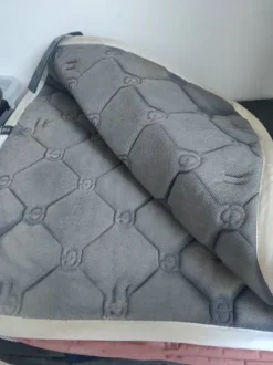 Ensemble tapis + bonnet Equestrian Stockholm