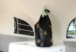 Filet à foin HayBag Noir PVC - Kerbl