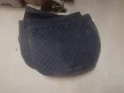 Lot de 10 tapis fouganza noir.