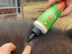 Lotion DERFEN Clear Animaderm