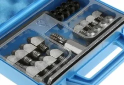 Mini-mallette de crampons tungstène W3/8 - Michel Vaillant