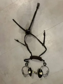 Mors alain ventre 130 canons en résine etolives cyprium