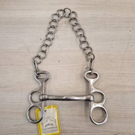 Mors d'attelage coup de poing