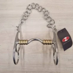 Mors d'attelage coup de poing