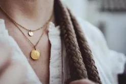 Pendentif avec médaille personnalisée et zirconia - Ponytail & Co