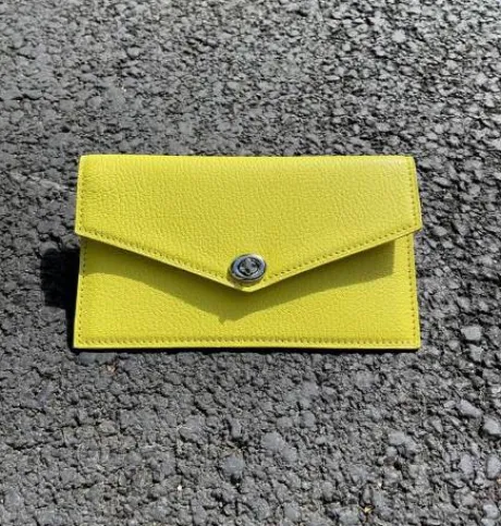 Pochette téléphone Jaune - Melca Paris