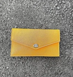 Pochette téléphone Moutarde - Melca Paris
