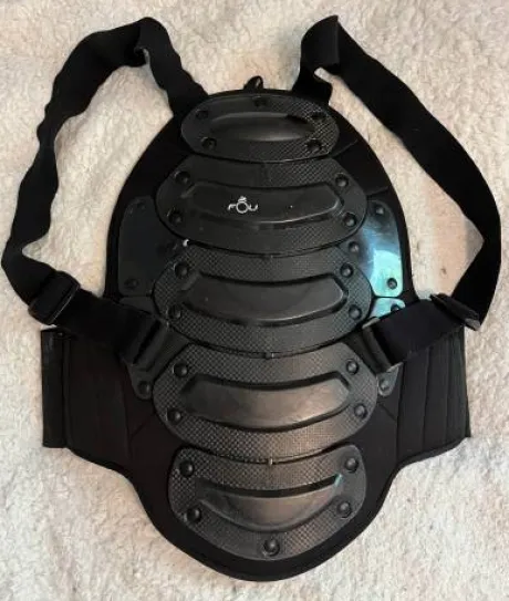 Protection dorsale Fouganza taille S adulte 160-170