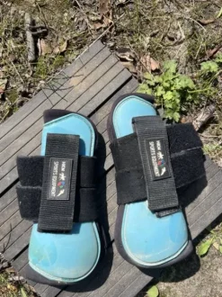 Protections guêtres et protèges boulets HKM