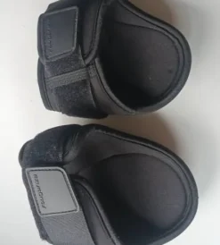 Protège boulet noir fouganza