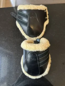 Protège boulets Equipe cuir et mouton