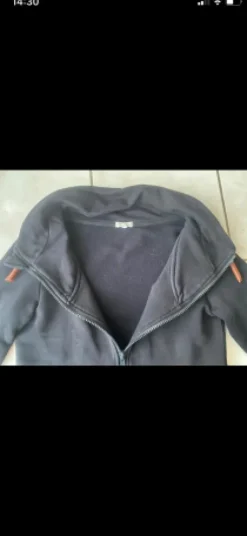 Sweat Penelope Leprévost