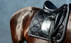 Tapis de selle Black Edition - Equestrian Stockholm