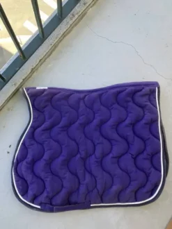 Tapis de selle Equithème violet