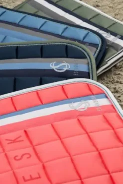 Tapis de selle mattgloss big square classic sports 2025 - Eskadron - Edition lim