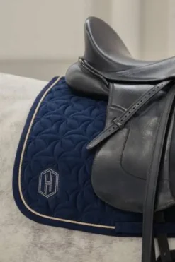 Tapis de selle VELOUR EMBLEM Heritage 2024 - Eskadron