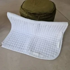 Tapis dressage petit carreaux HKM