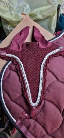 Tapis et bonnet Anne Scarpati