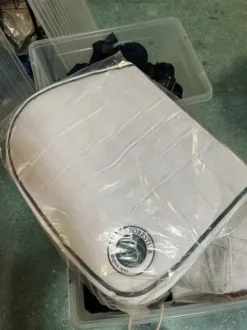 Tapis forestier blanc neuf