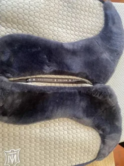 Tapis Mattes CSO neuf taille L en mouton