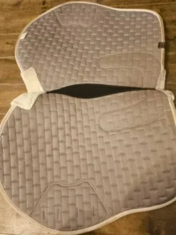 Tapis Équitheme noir