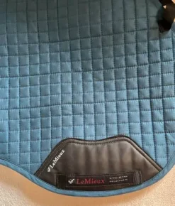 Tapis Suede GP Square LeMieux taille L Neuf