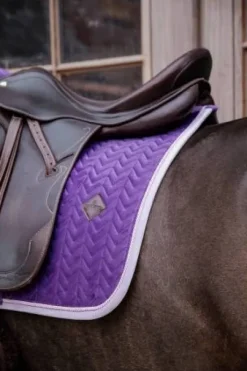 Tapis Velvet Contrast Dressage- Kentucky