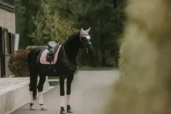 Tapis Velvet Pearl Rose Pâle DRESSAGE - KENTUCKY