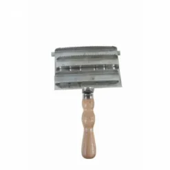 Étrille métal carré - BORSTIQ FARM